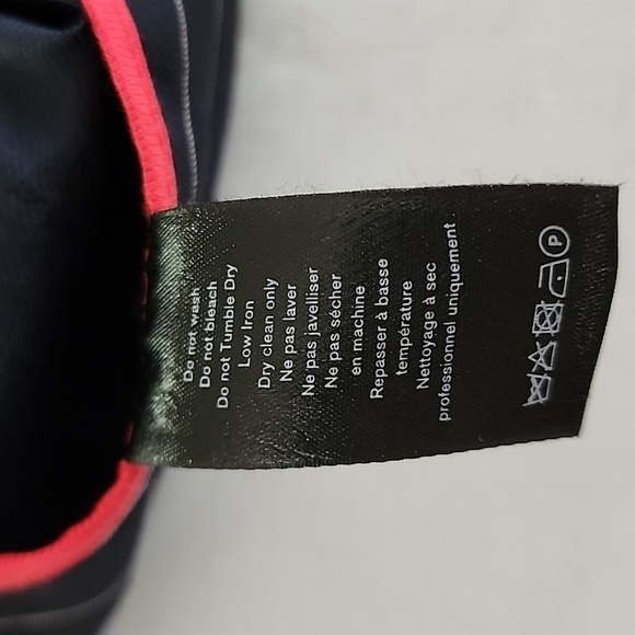 Rag & Bone Jess High Rise Loose Fit Navy Pinstripe Shorts Size 6 Runs Large - Picture 13 of 15